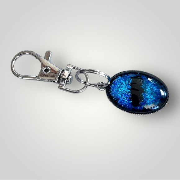 𝑯𝒂𝒏𝒅𝒎𝒂𝒅𝒆 Blue Dragon Eye Keychain w/Gift Bag - Picture 5 of 14